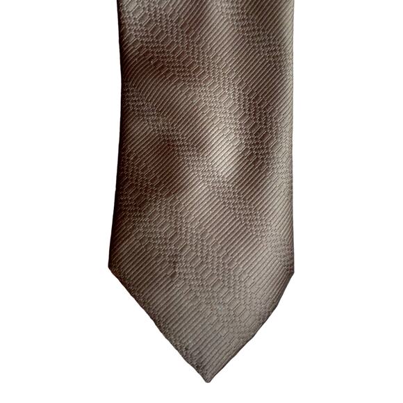 Brown Tie - Picture 4 of 5